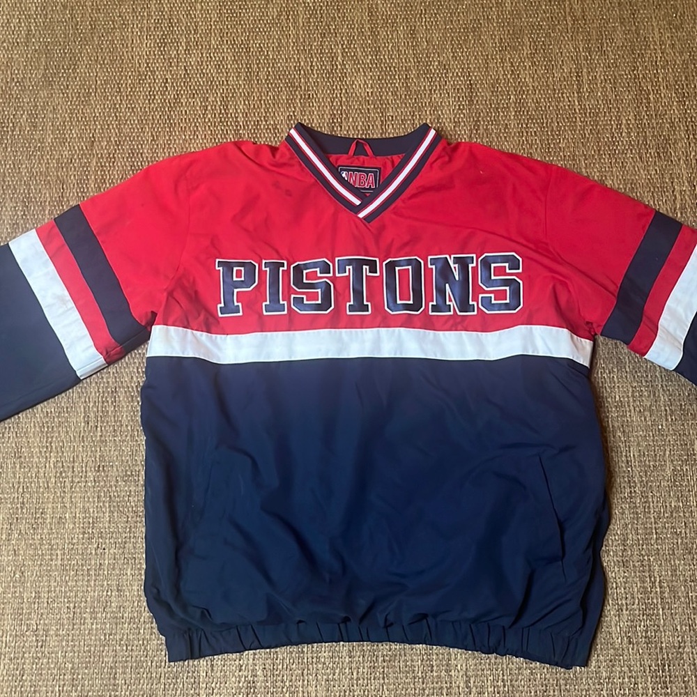 Detroit Pistons warm up Pullover/Windbreaker (good condition)